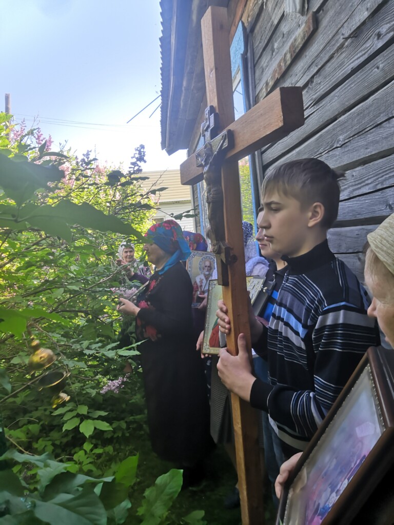 В д. Могильный Мыс молитвенно встретили престольный праздник | 23.06.2021 |  Томск - БезФормата